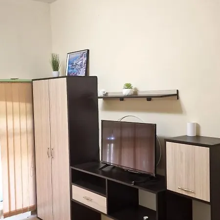 Стаи За Гости Ира ホームステイ *